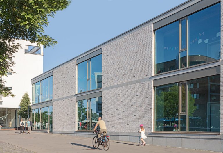 Hafenschule in Offenbach / Frankfurt am Main - Architekturfotograf Ken Wagner