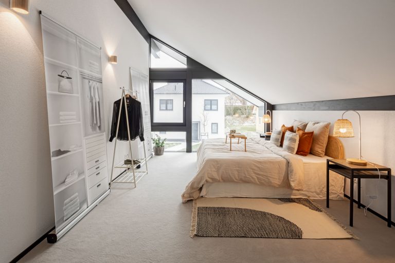 Schlafzimmer mit Ausblick - Immobilienfotografie - Home Stage - Fotograf: Ken Wagner