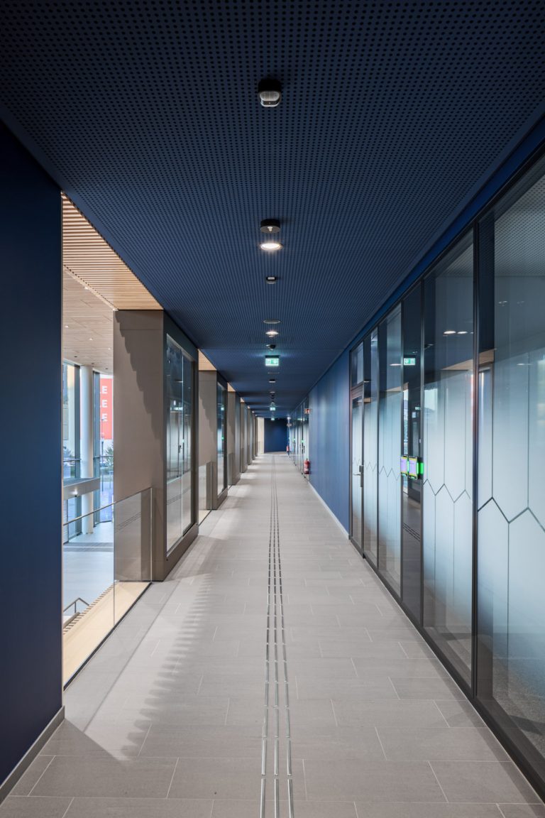 Stadtforum Dresden Flur mit Blinden Weg