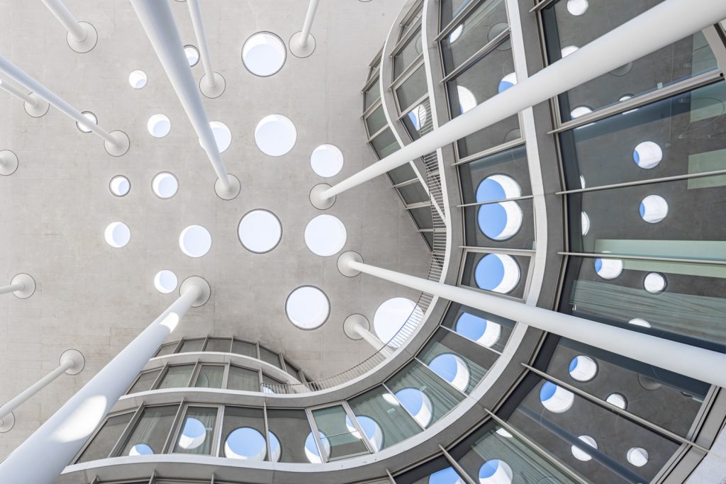 Architekturfotografie von der Sächsischen Aufbau Bank in Leipzig
